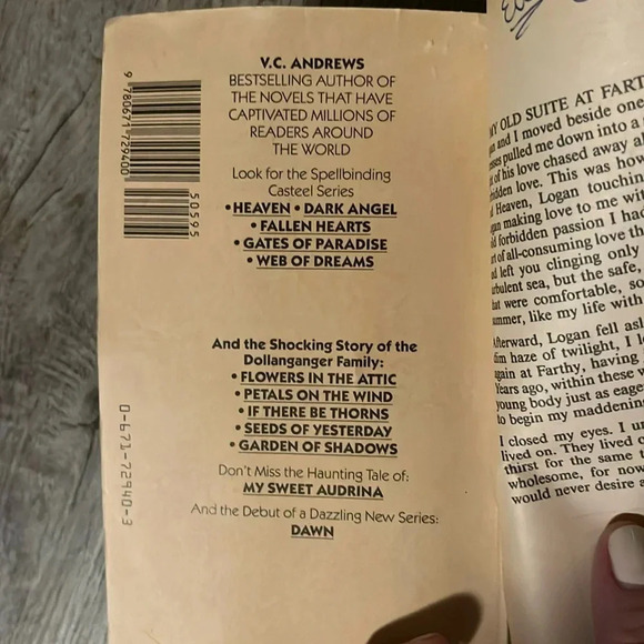 VC Andrews Casteel Series - lot of two books. - Picture 6 of 7